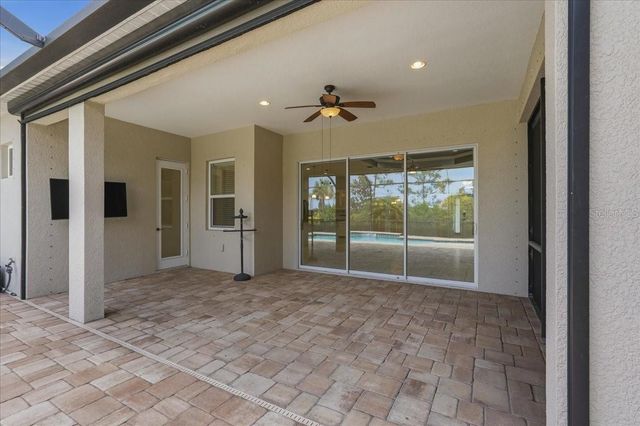 3613 WOODCLIFF LAKE TERRACE, Sarasota, FL 34243