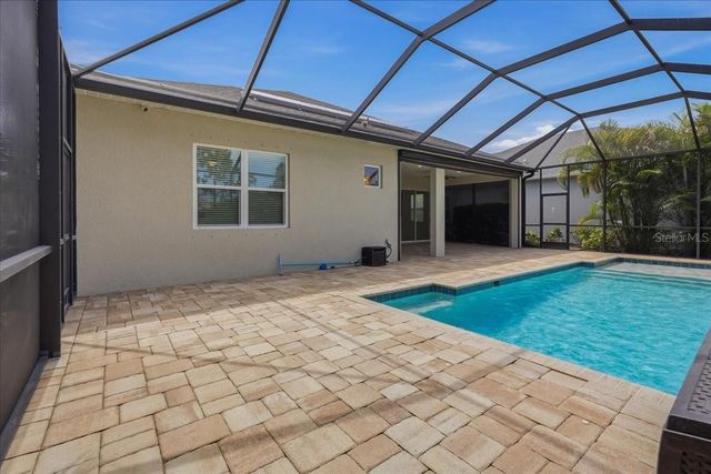 3613 WOODCLIFF LAKE TERRACE, Sarasota, FL 34243