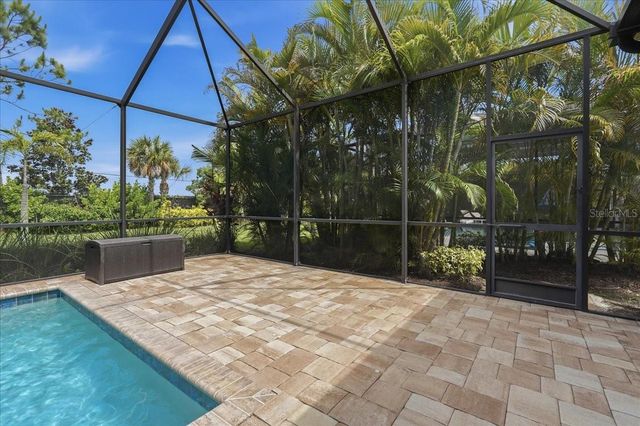 3613 WOODCLIFF LAKE TERRACE, Sarasota, FL 34243