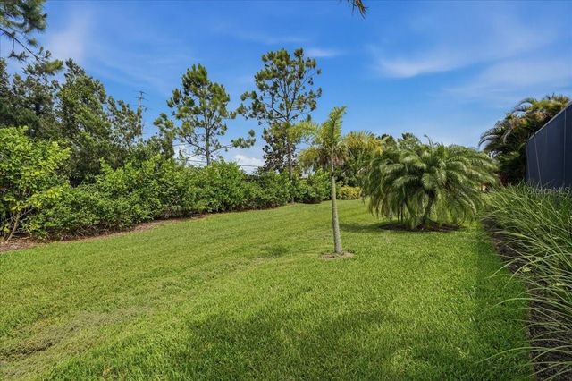 3613 WOODCLIFF LAKE TERRACE, Sarasota, FL 34243