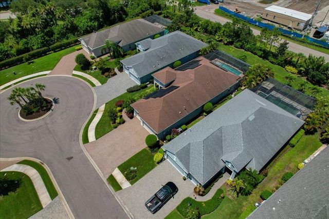 3613 WOODCLIFF LAKE TERRACE, Sarasota, FL 34243