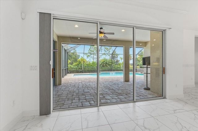 3613 WOODCLIFF LAKE TERRACE, Sarasota, FL 34243