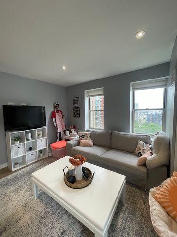 40 E 9th Street 1712, Chicago, IL 60605