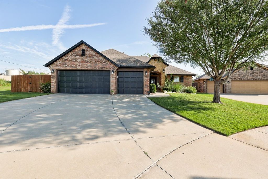 3001 Flint Court, Oklahoma City, OK 73165