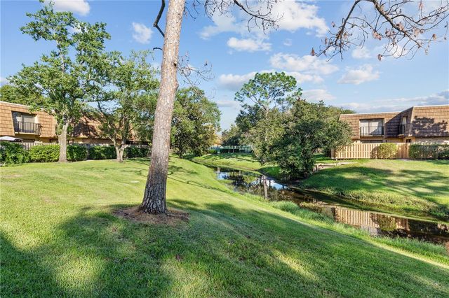 5278 MIDDLE COURT 114, Orlando, FL 32811