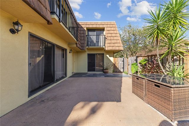 5278 MIDDLE COURT 114, Orlando, FL 32811