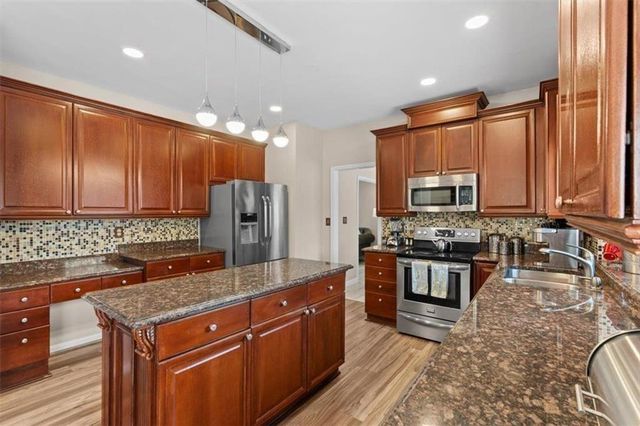 3448 Highborne Connector NE, Marietta, GA 30066