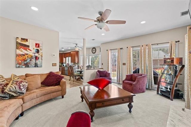 3448 Highborne Connector NE, Marietta, GA 30066