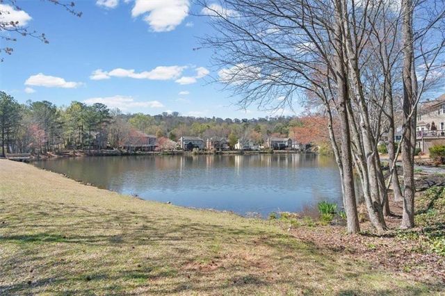 3448 Highborne Connector NE, Marietta, GA 30066