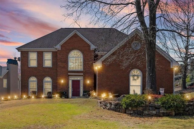 3448 Highborne Connector NE, Marietta, GA 30066