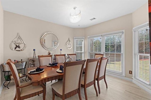 3448 Highborne Connector NE, Marietta, GA 30066