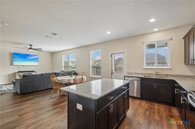 4037 Sun Meadow Lane, Seguin, TX 78155