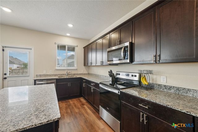 4037 Sun Meadow Lane, Seguin, TX 78155