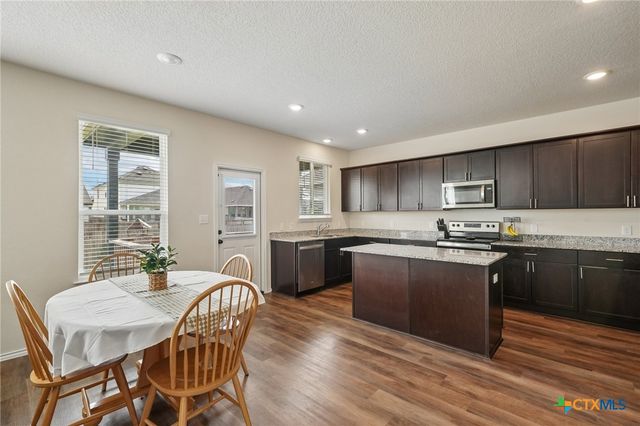 4037 Sun Meadow Lane, Seguin, TX 78155
