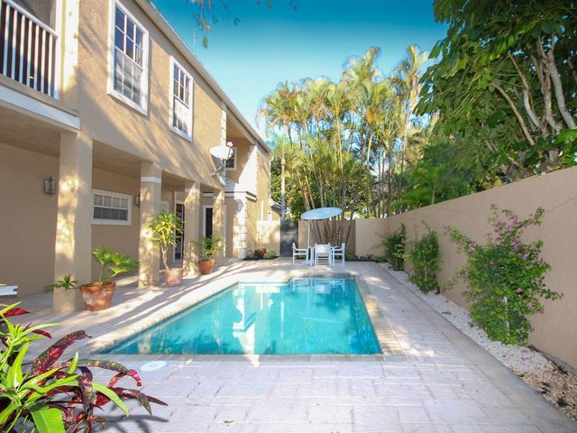 11877 Pebblewood Drive 202, Wellington, FL 33414