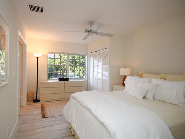 11877 Pebblewood Drive 202, Wellington, FL 33414