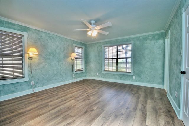 6911 Fm 532, Gonzales, TX 78629