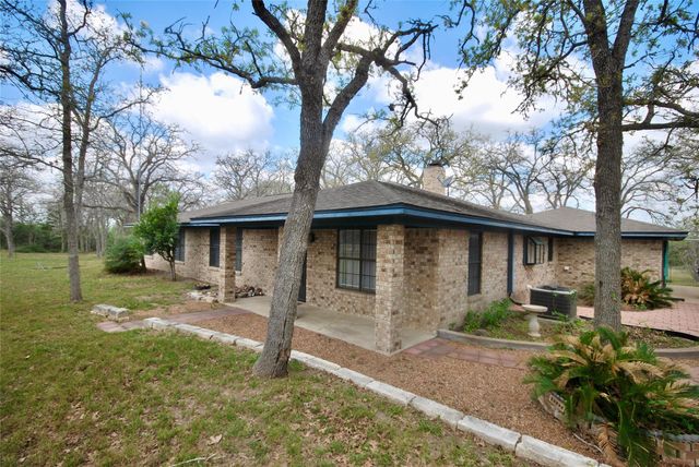 6911 Fm 532, Gonzales, TX 78629