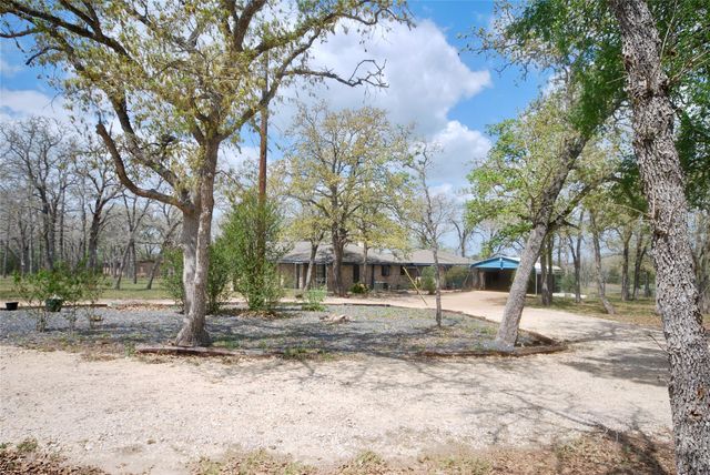 6911 Fm 532, Gonzales, TX 78629