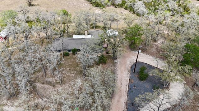 6911 Fm 532, Gonzales, TX 78629