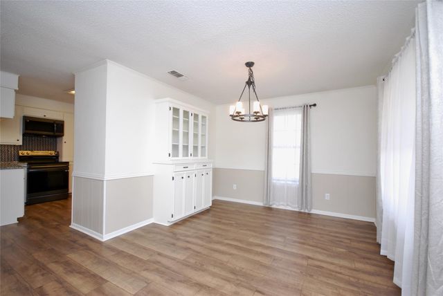 6911 Fm 532, Gonzales, TX 78629