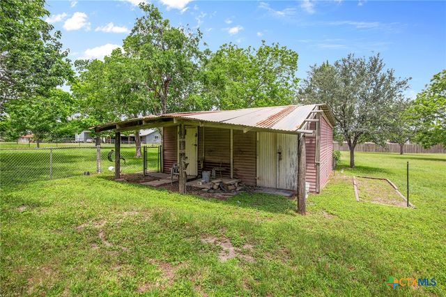 406 Wagner Way, Victoria, TX 77904