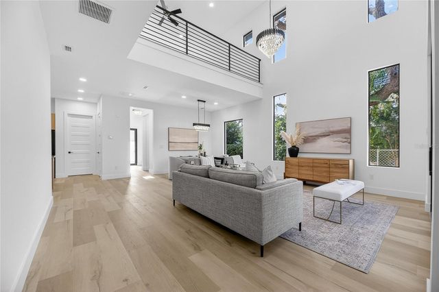 2335 OAK TERRACE, Sarasota, FL 34231