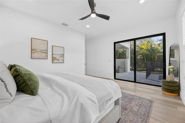 2335 OAK TERRACE, Sarasota, FL 34231