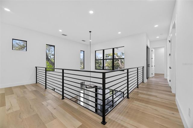 2335 OAK TERRACE, Sarasota, FL 34231