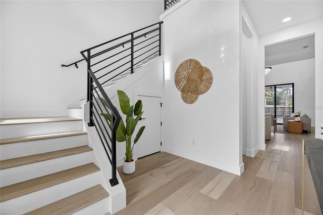 2335 OAK TERRACE, Sarasota, FL 34231