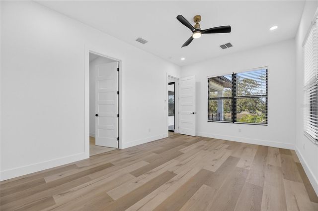 2335 OAK TERRACE, Sarasota, FL 34231