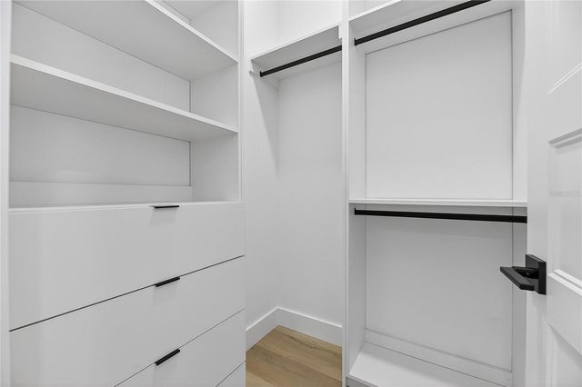 2335 OAK TERRACE, Sarasota, FL 34231