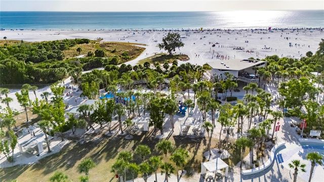 2335 OAK TERRACE, Sarasota, FL 34231