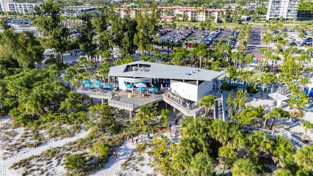 2335 OAK TERRACE, Sarasota, FL 34231