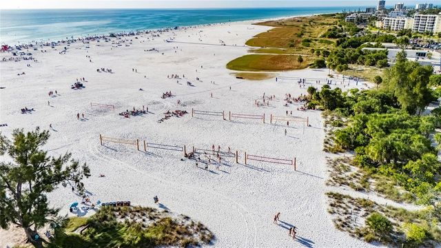 2335 OAK TERRACE, Sarasota, FL 34231