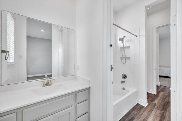 6038 Leeward Island Drive, Conroe, TX 77304