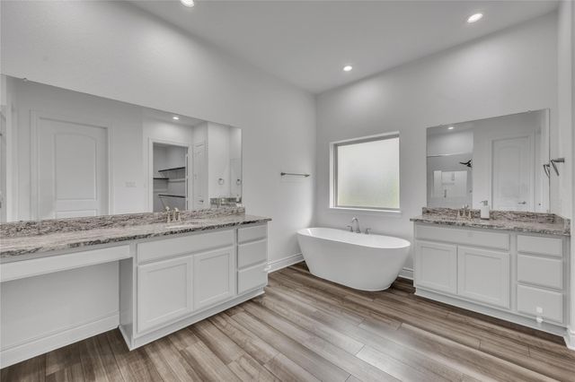 6038 Leeward Island Drive, Conroe, TX 77304