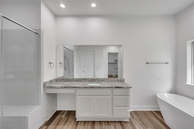 6038 Leeward Island Drive, Conroe, TX 77304