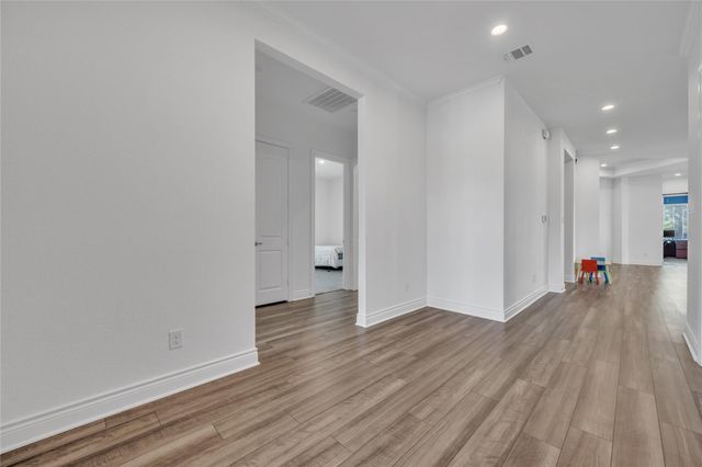 6038 Leeward Island Drive, Conroe, TX 77304