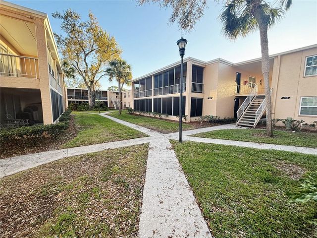 4718 CHRISTA COURT 317, Tampa, FL 33614