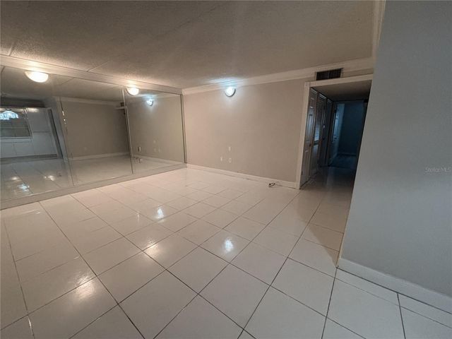 4718 CHRISTA COURT 317, Tampa, FL 33614