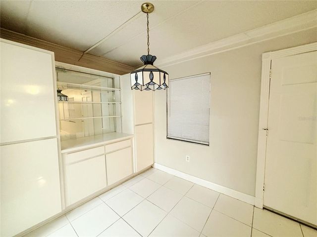 4718 CHRISTA COURT 317, Tampa, FL 33614