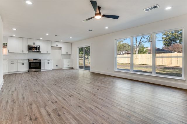 13349 Belfield Drive, Farmers Branch, TX 75234