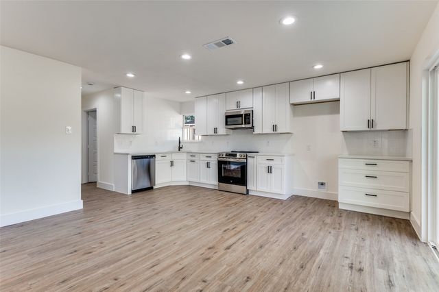 13349 Belfield Drive, Farmers Branch, TX 75234