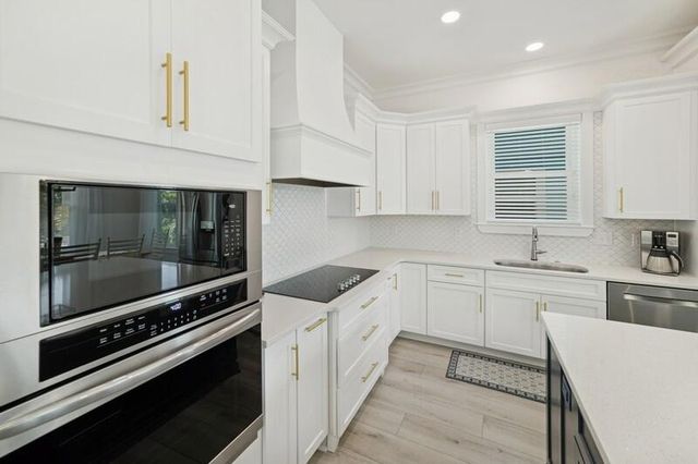 1478 Seaside Circle, Navarre, FL 32566