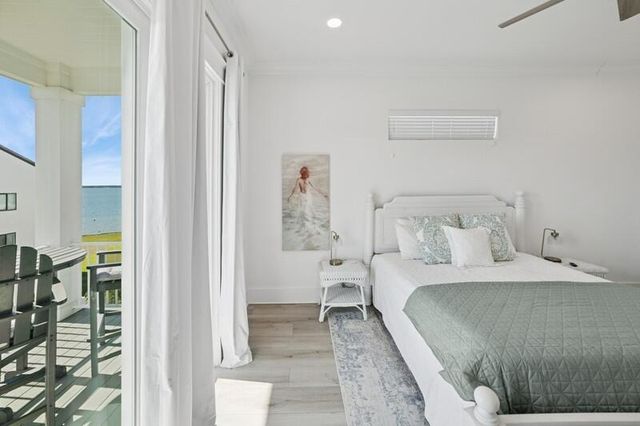 1478 Seaside Circle, Navarre, FL 32566