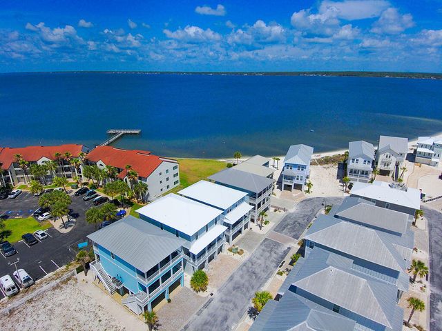 1478 Seaside Circle, Navarre, FL 32566