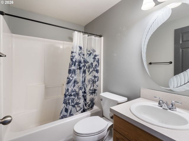 613 Nw 18TH St, Battle Ground, WA 98604
