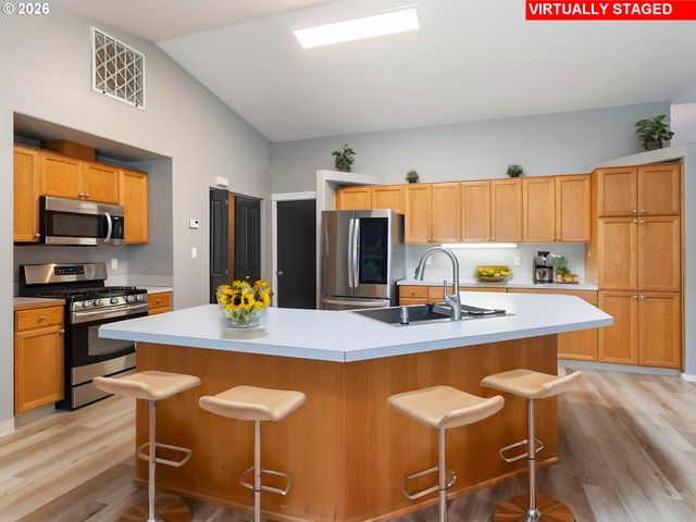 613 Nw 18TH St, Battle Ground, WA 98604