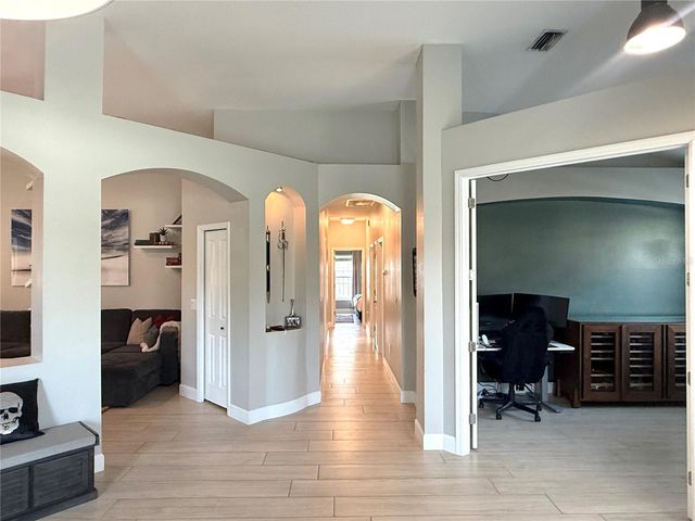 10501 ROCHESTER WAY, Tampa, FL 33626